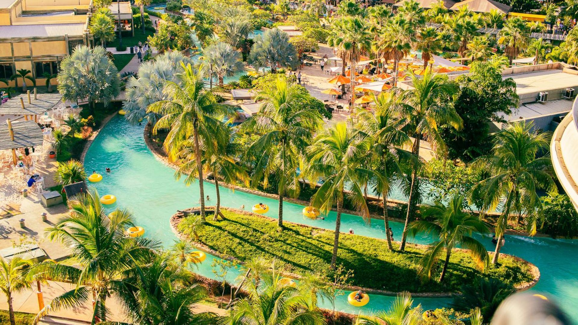 Celebration Resort Olimpia By Hot Beach Exteriör bild The artificial river at the Atlantis Paradise Island